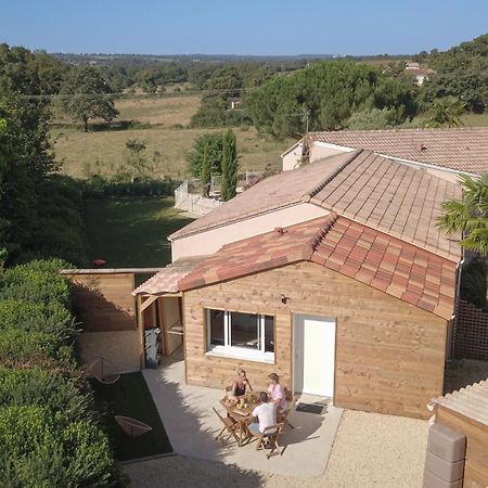 Les Gites De Bellevue Nueil-sous-les-Aubiers Exterior foto