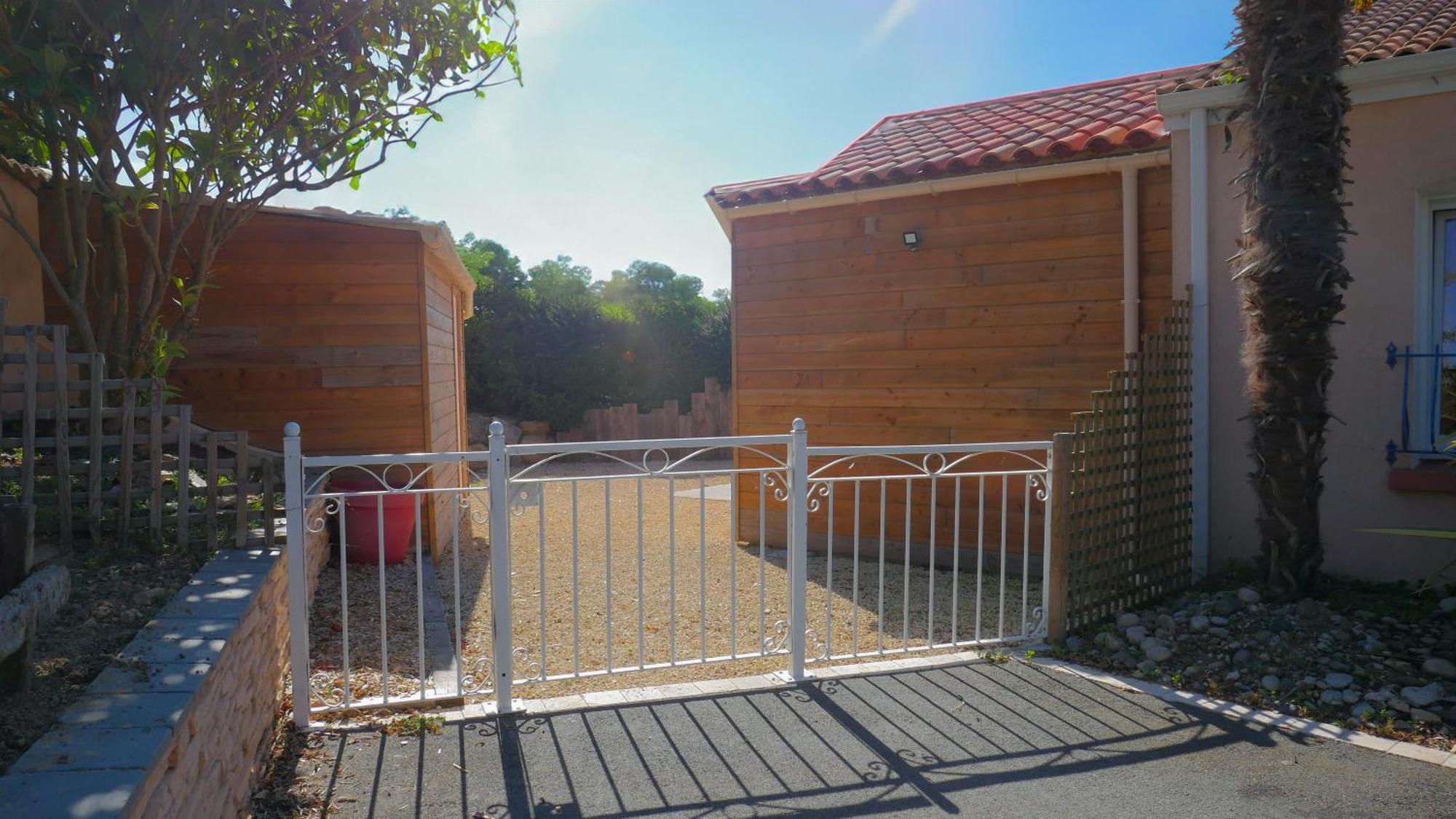 Les Gites De Bellevue Nueil-sous-les-Aubiers Exterior foto